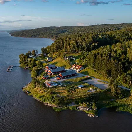 Hyttelaven Pa Furuholmen * Sarpsborg