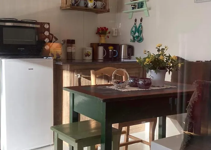 Hyttelaven Pa Furuholmen Lodge