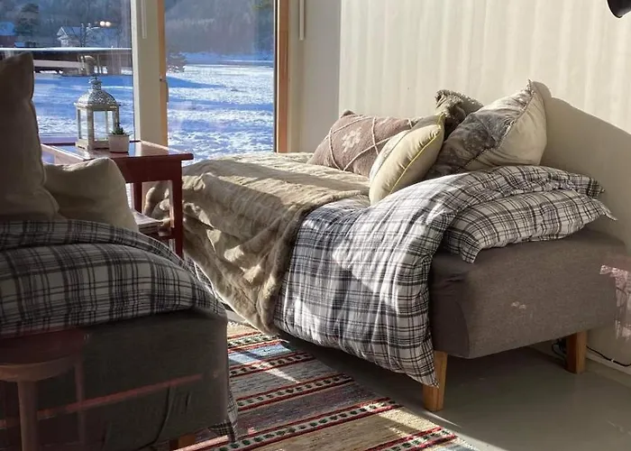 Hyttelaven Pa Furuholmen Lodge Sarpsborg
