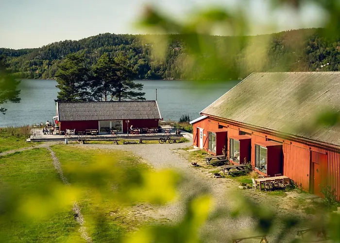 Hyttelaven Pa Furuholmen *