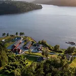 Hyttelaven Pa Furuholmen *